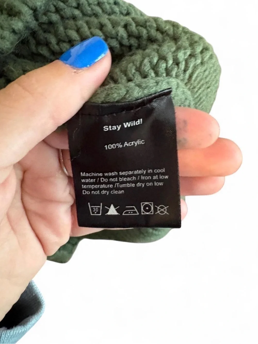 Men's Olive Green Crewneck Sweater with Cream Graphic Yeti